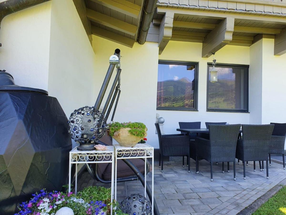Ferienwohnung Katharina Hollersbach im Pinzgau Bagian luar foto