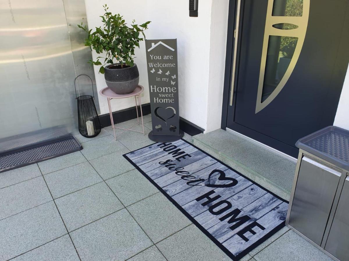 Ferienwohnung Katharina Hollersbach im Pinzgau Bagian luar foto