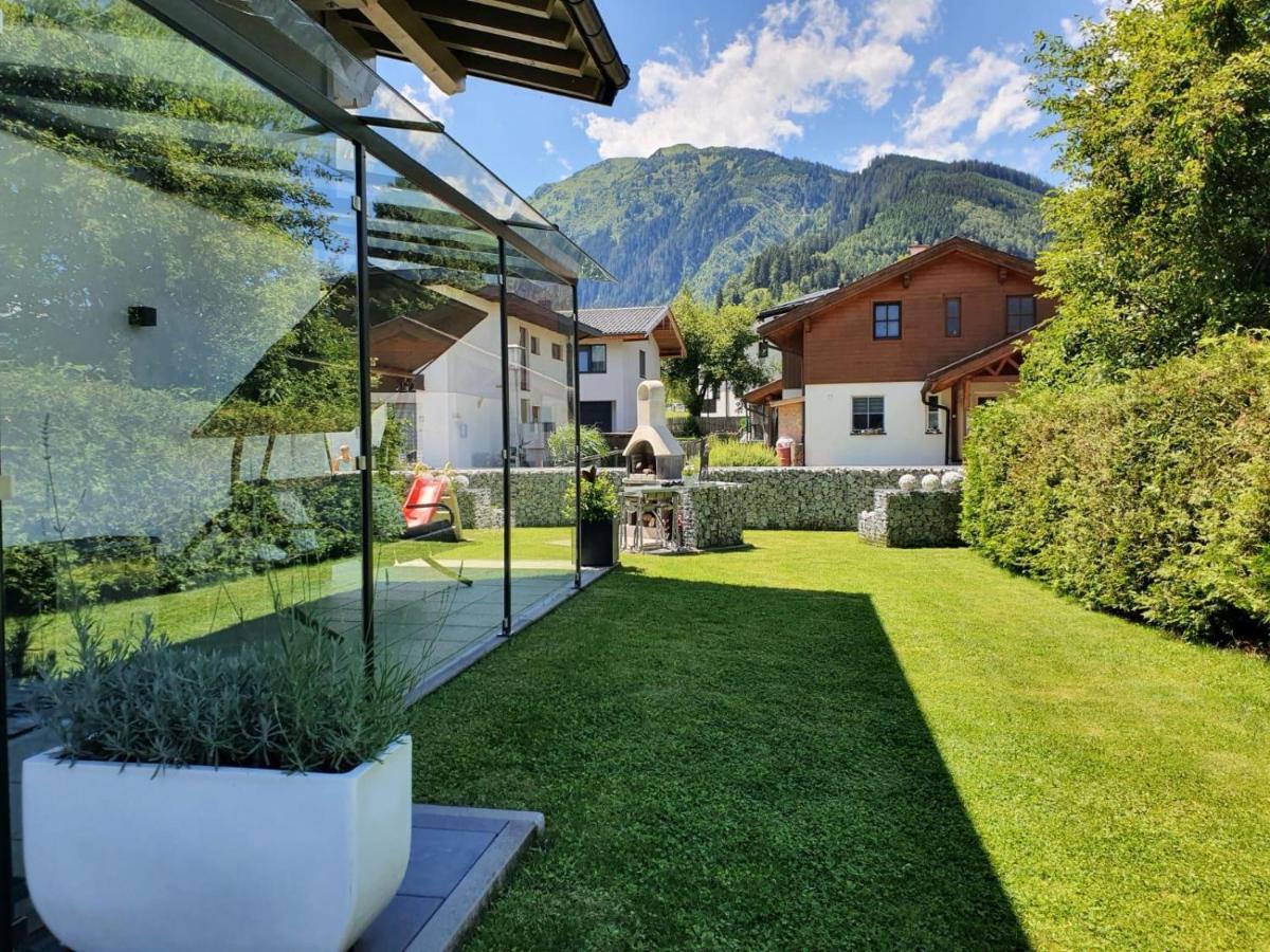 Ferienwohnung Katharina Hollersbach im Pinzgau Bagian luar foto