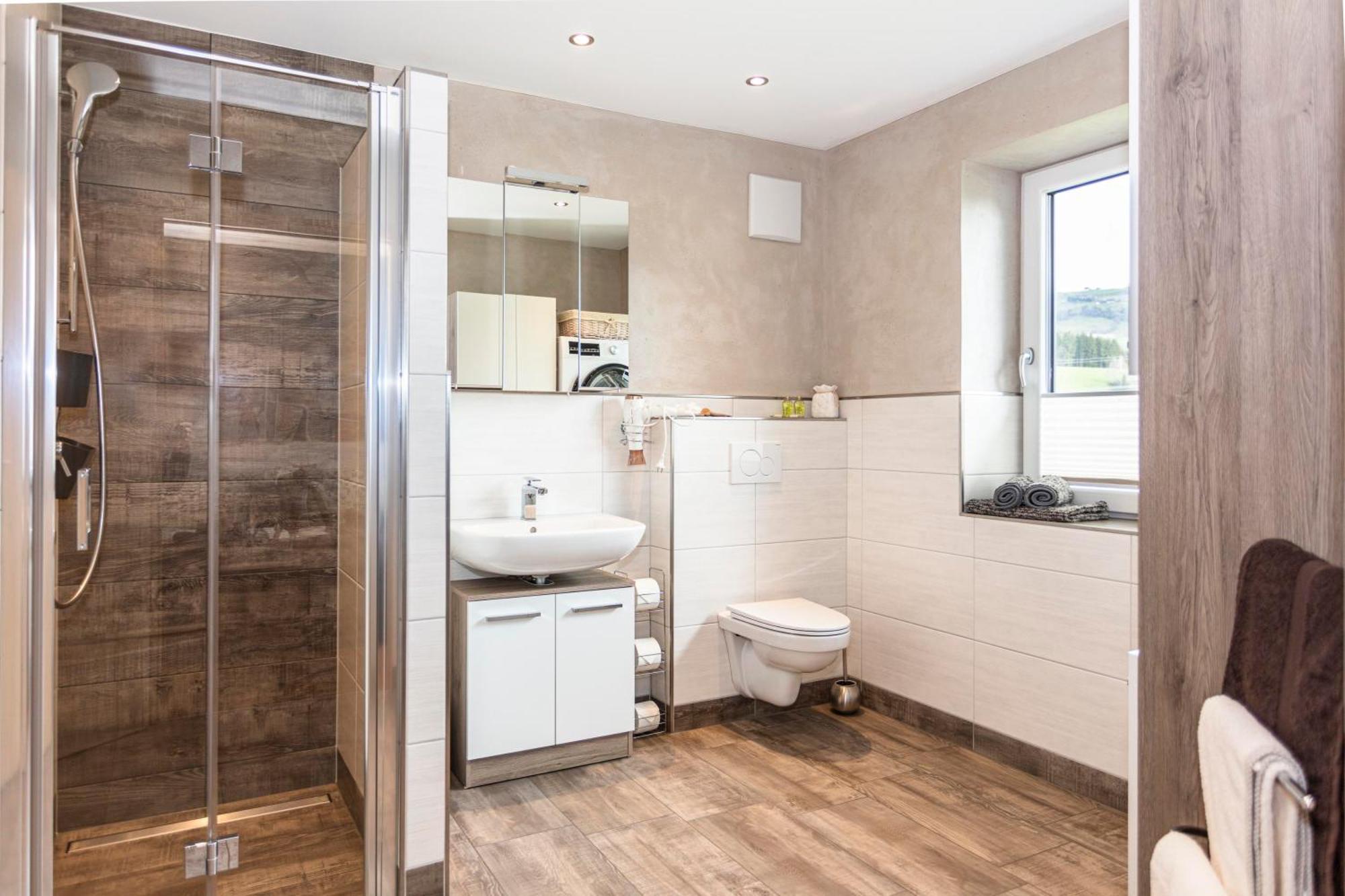 Ferienwohnung Katharina Hollersbach im Pinzgau Bagian luar foto